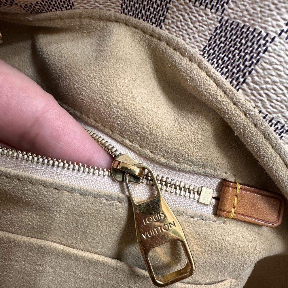 Louis Vuitton Damier Azur Bag - Picture 7 of 16